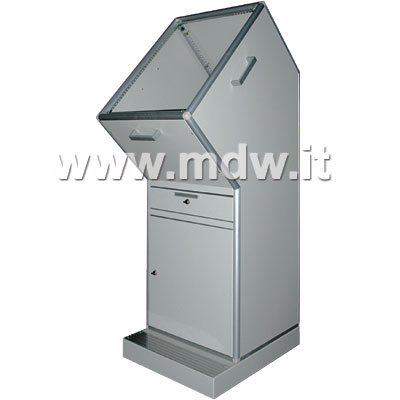 CAL.19.13 - console rack a leggio 1500 19'' X 13U