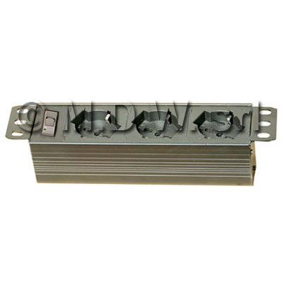 Multipresa 3  prese + inter. Magnetotermico Civile 1P+N -  struttura PVC V0