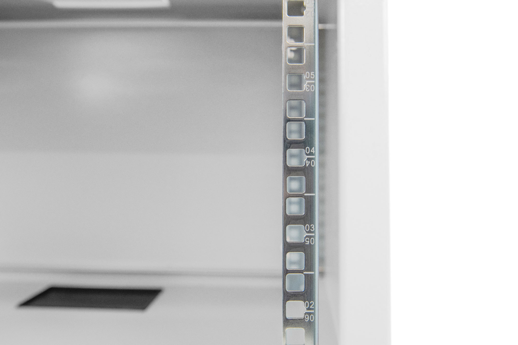 Digitus armadio rack 7u 19" a parete con porta grigliata, misure 540 x...
