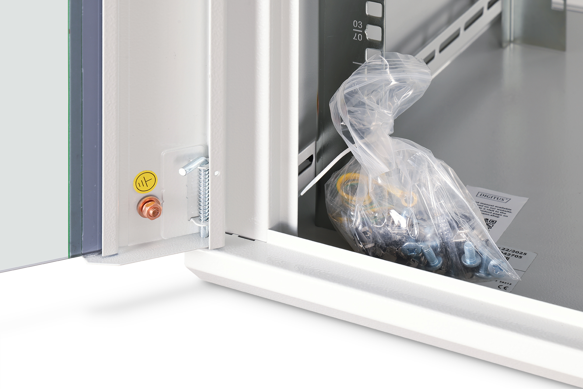 Armadio rack 19" 9 unita' da muro larghezza 600 mm, profondita' 600...