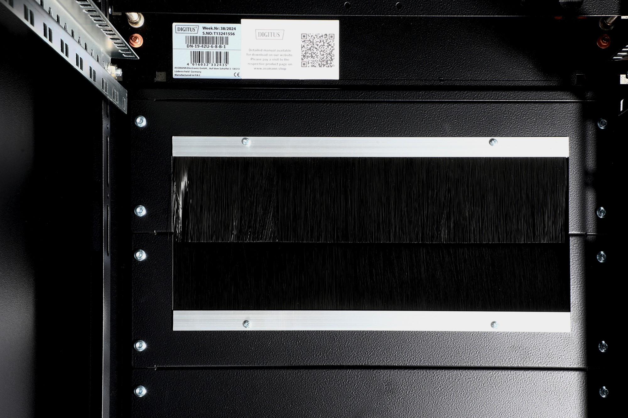 DIGITUS Armadio di rete serie Unique 42U - 600x800 mm (LxP) nero...