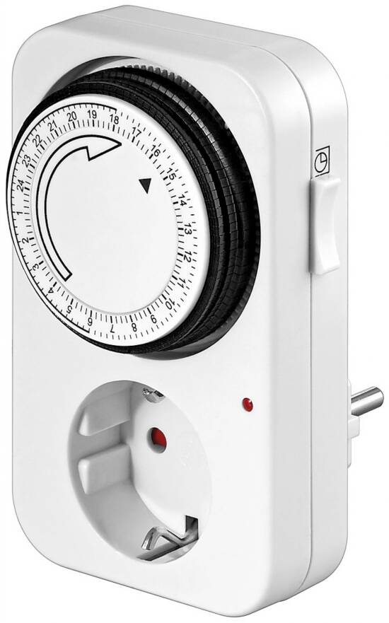 Presa 220 volt con timer analogico spina tedesca