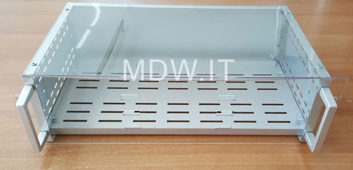 cassetto 3 unit&agrave; rack 19" con pannello frontale e coperchio in plexiglass trasparente