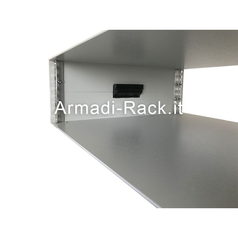 Contenitore standard rack alto 4U (185mm), largo 84TE/19 pollici (496mm),...