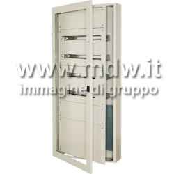 Quadro con porta con oblo' mis. 560Lx1080Hx200